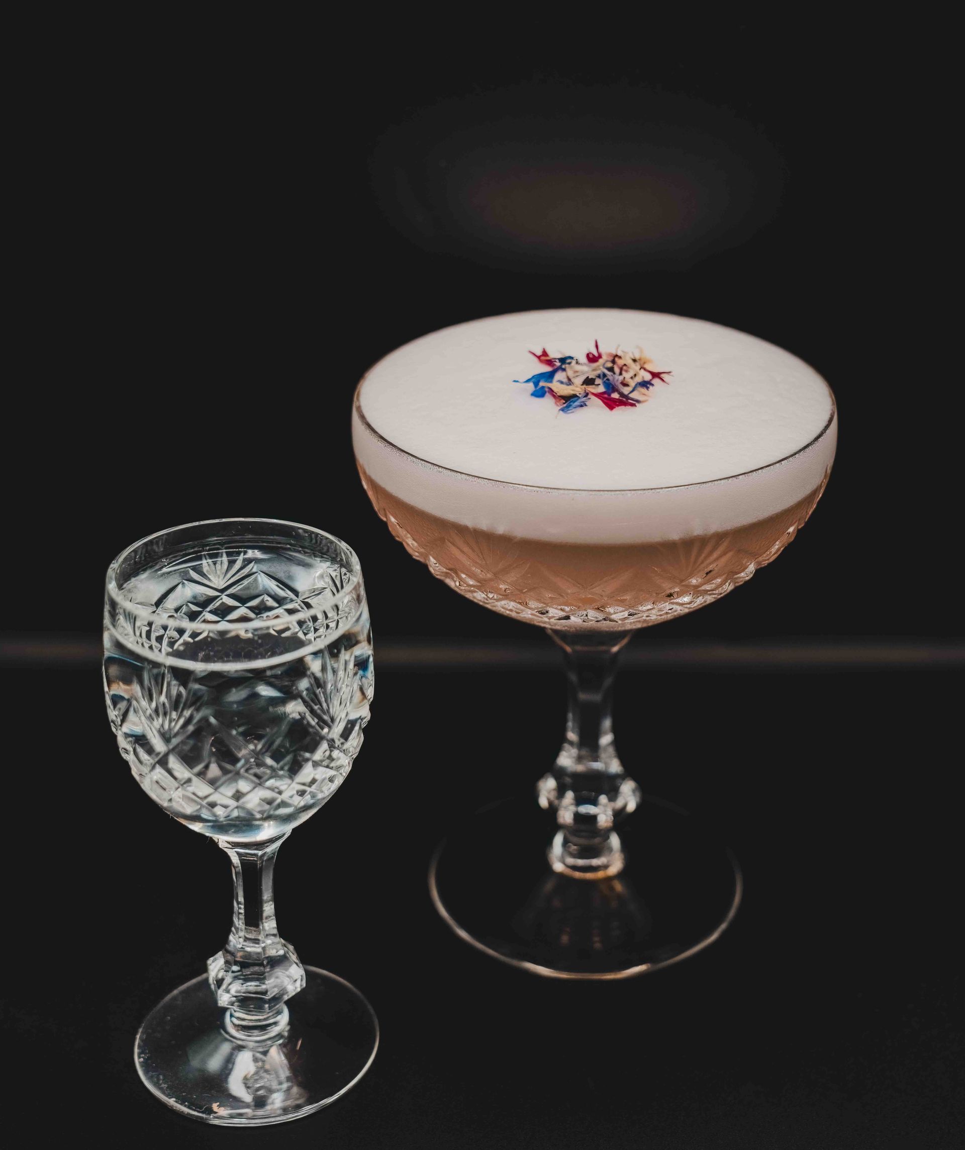cocktail and sidecar product shot