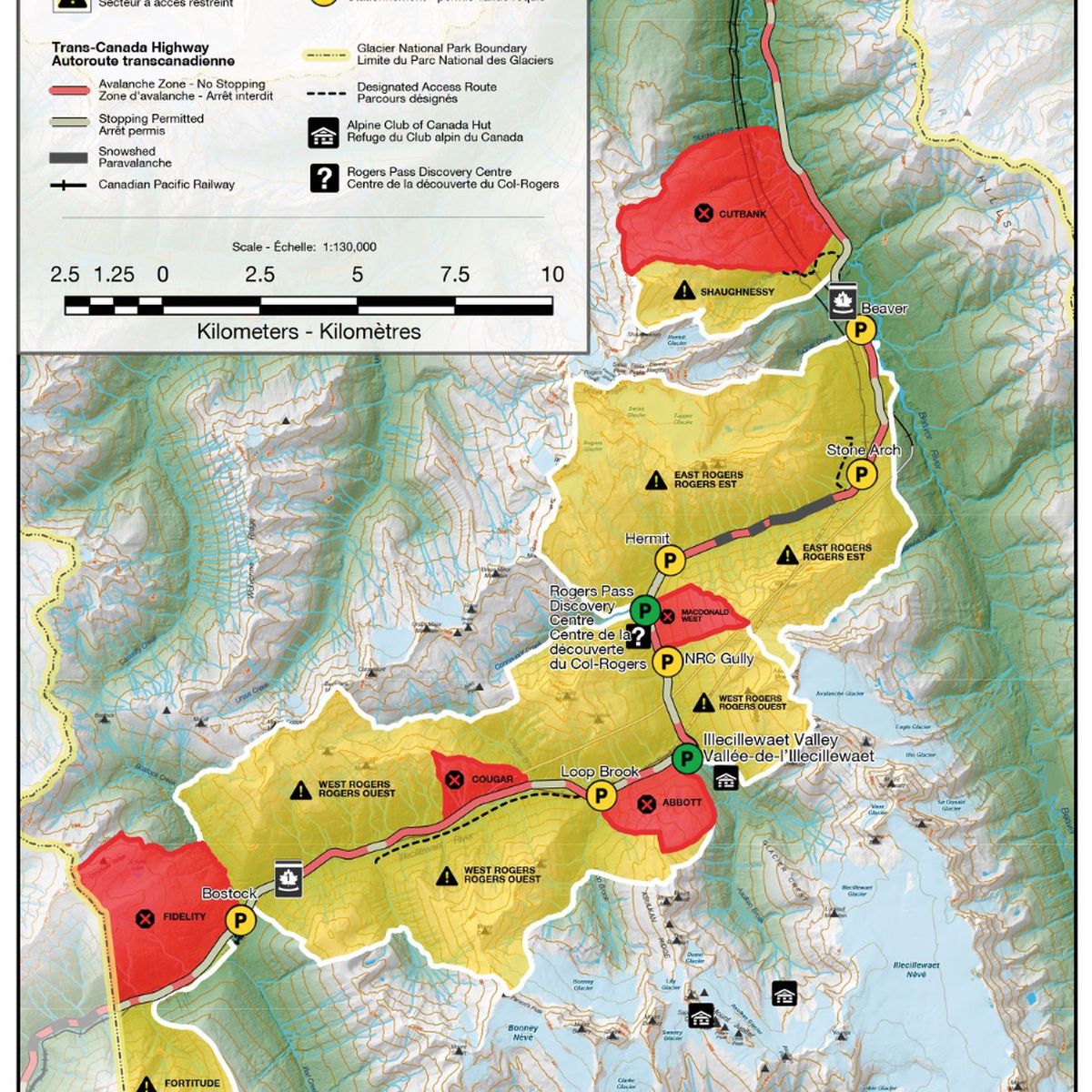 Topographic map of a national park with highlighted hiking trails, parking areas, and winter permit zones, labeled with icons and distances.