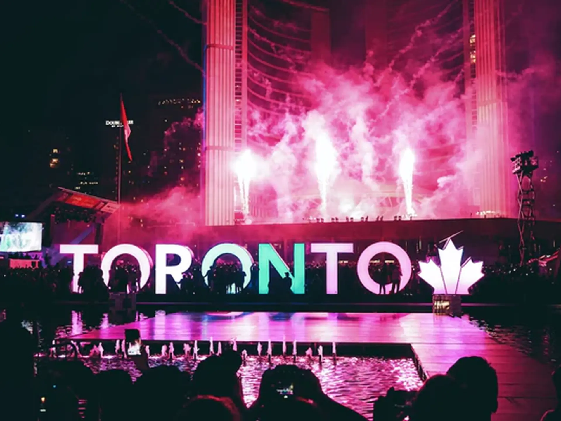 Best Toronto Date Night Spots (For Stoners)