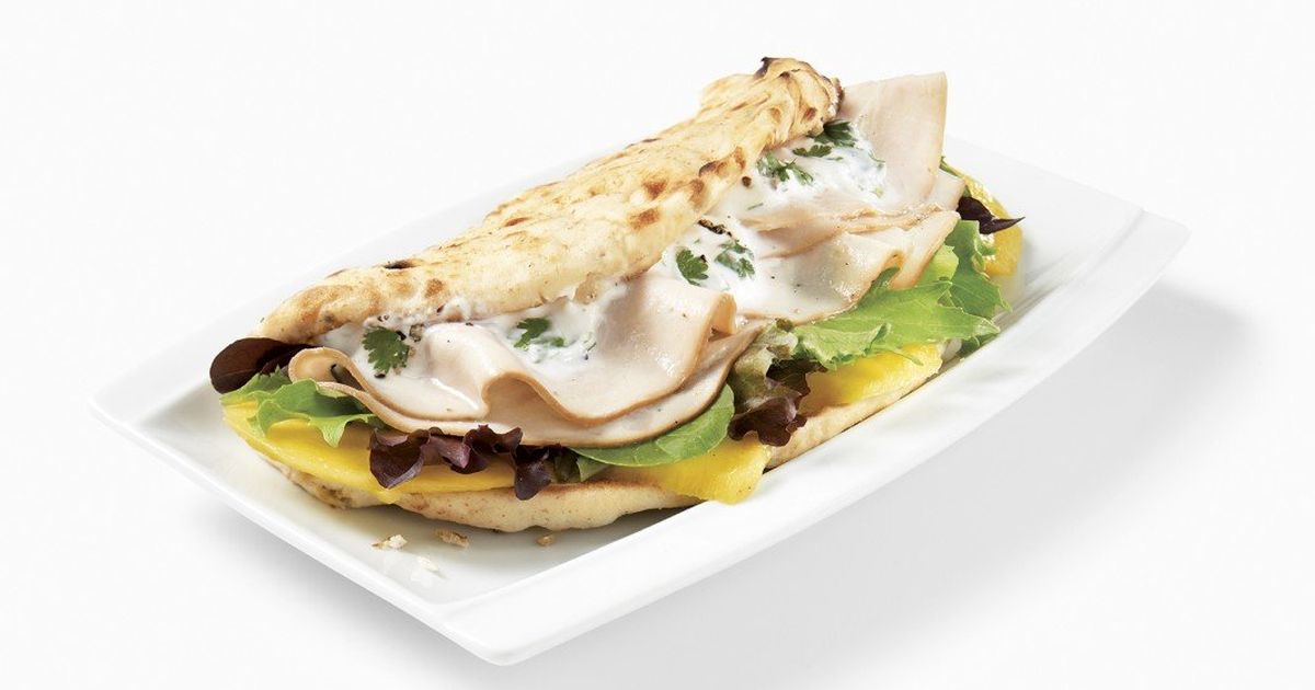 Turkey and mango pita | Olymel