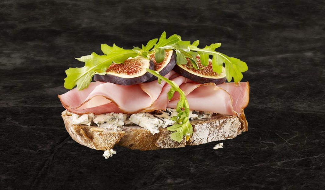 Tartine jambon figues et fromage bleu