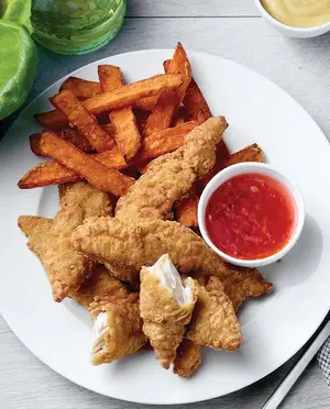 Love me tenders filets de poitrine de poulet servis avec patates douces