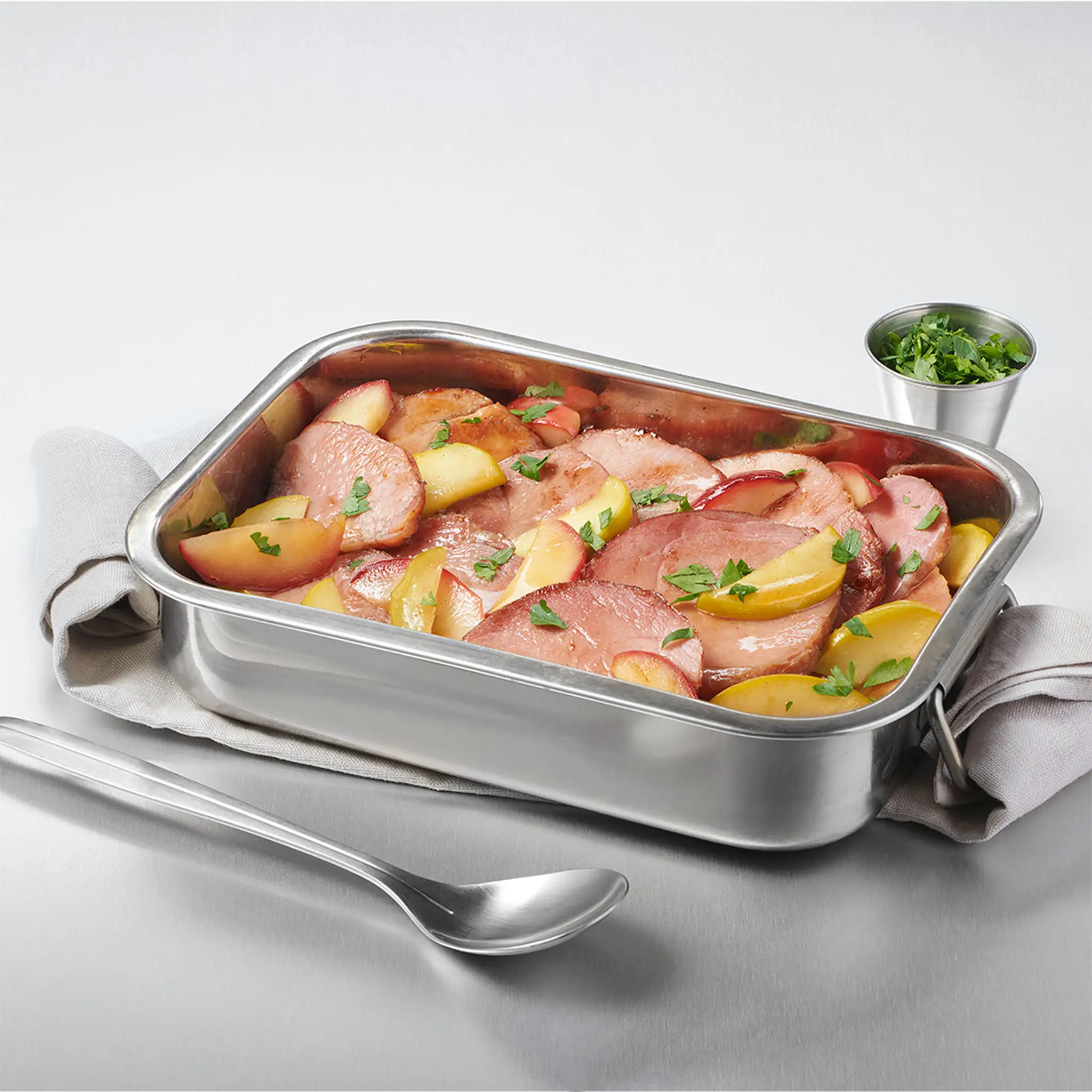 Grillades de jambon aux pommes caramélisées à l'érable