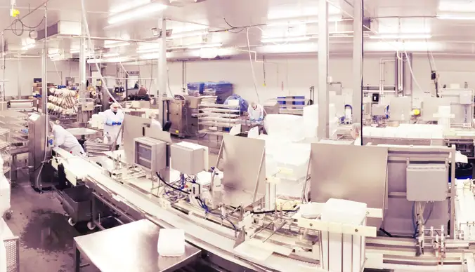 Une usine plus vaste et moderne voit le jour, pour nous donner les moyens de faire les choses encore mieux.