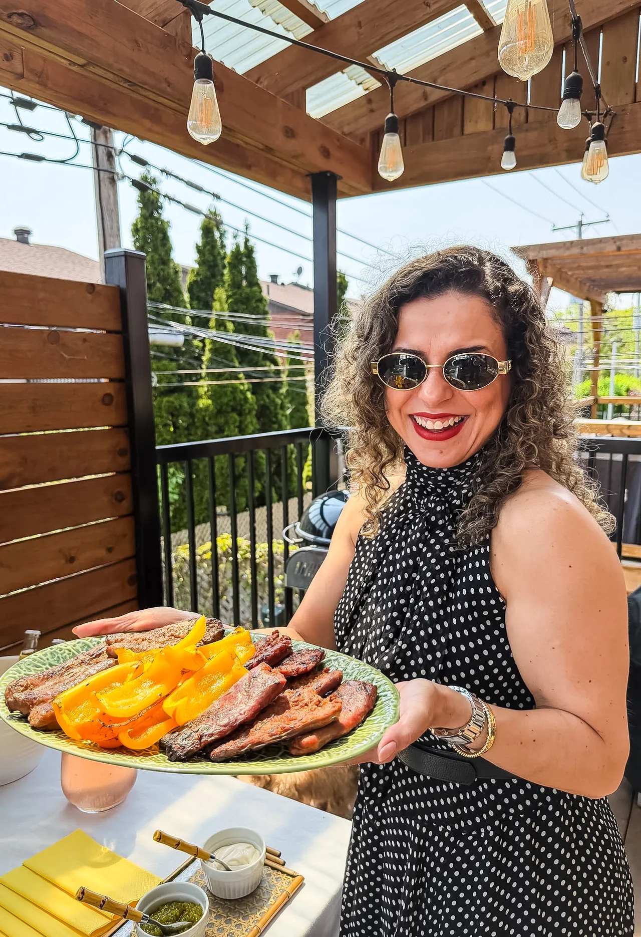 Carolina Safi nous montre comment monter un BBQ gourmet avec les produits La Fernandière