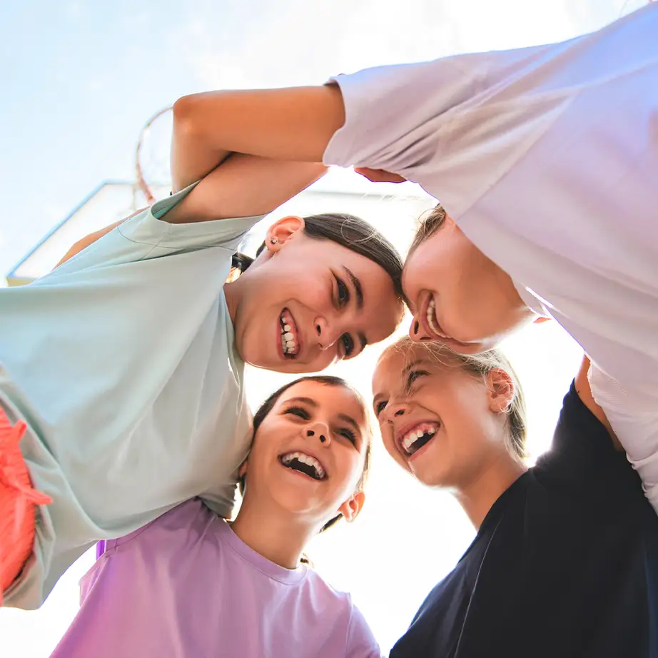 Des amies rassemblées