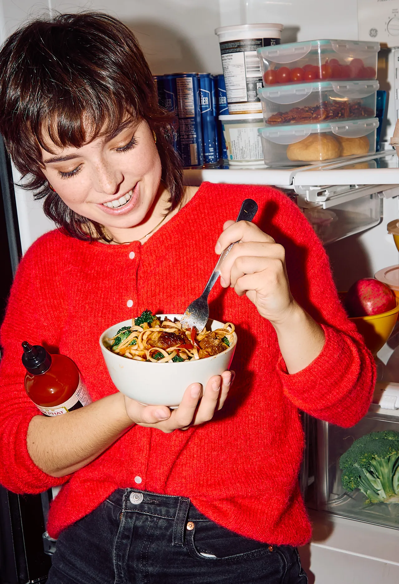 Bol teriyaki asiatique avec les hauts de cuisses de Pinty's