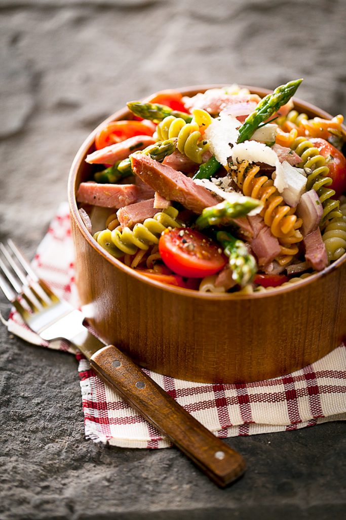 Salade de pâtes au jambon fumé à l’ancienne, vinaigrette à l’italienne
