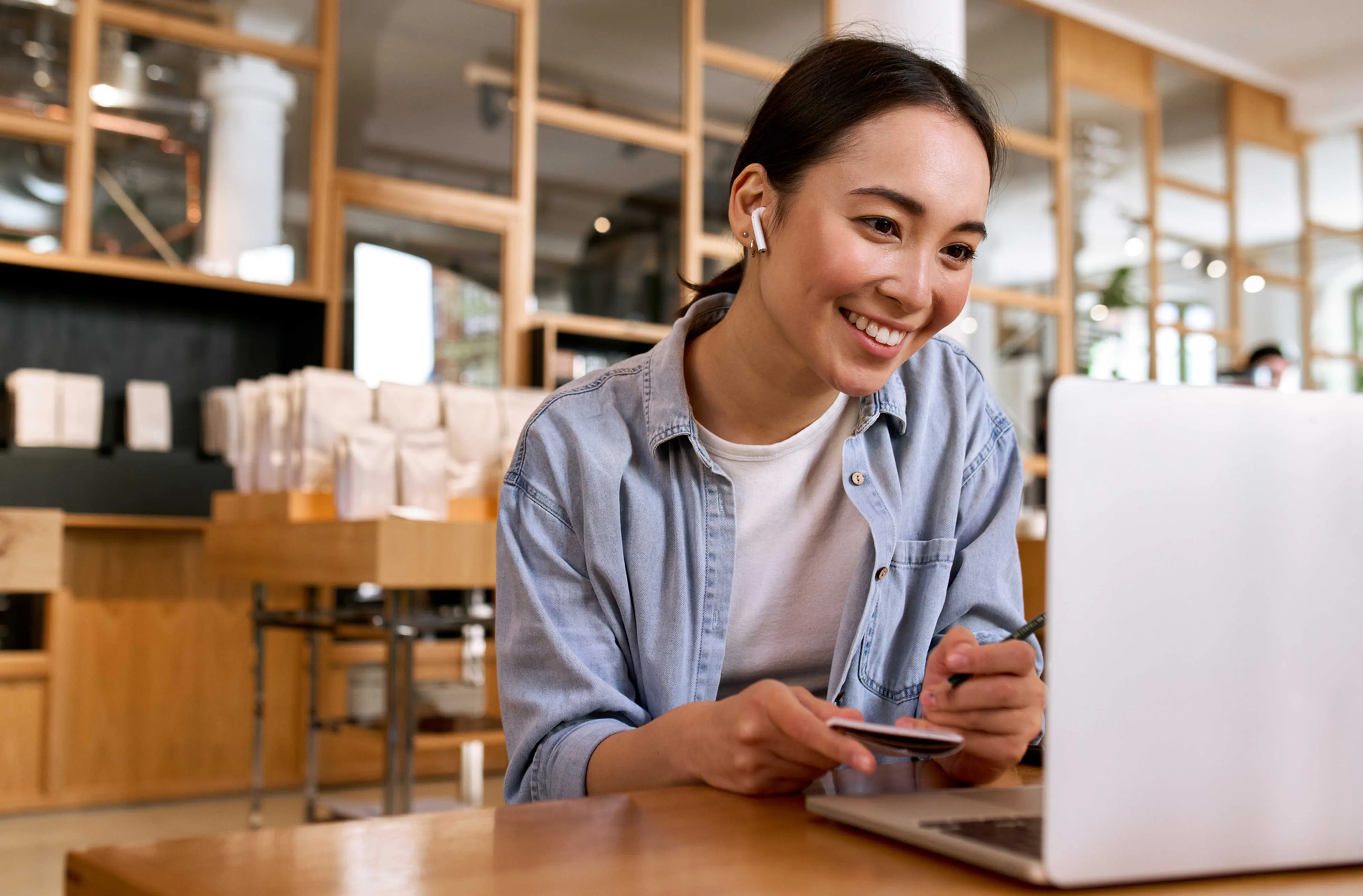 Five considerations for hybrid-forward employee benefits
