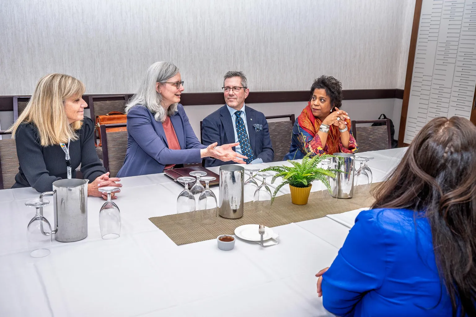 Gail Tomblin Murphy, Jennifer Zelmer, Dr Paul Hébert, et L’honorable Marjorie Michel